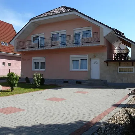 3 Apartment Siofok