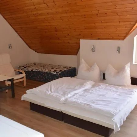 Apartment 3 *